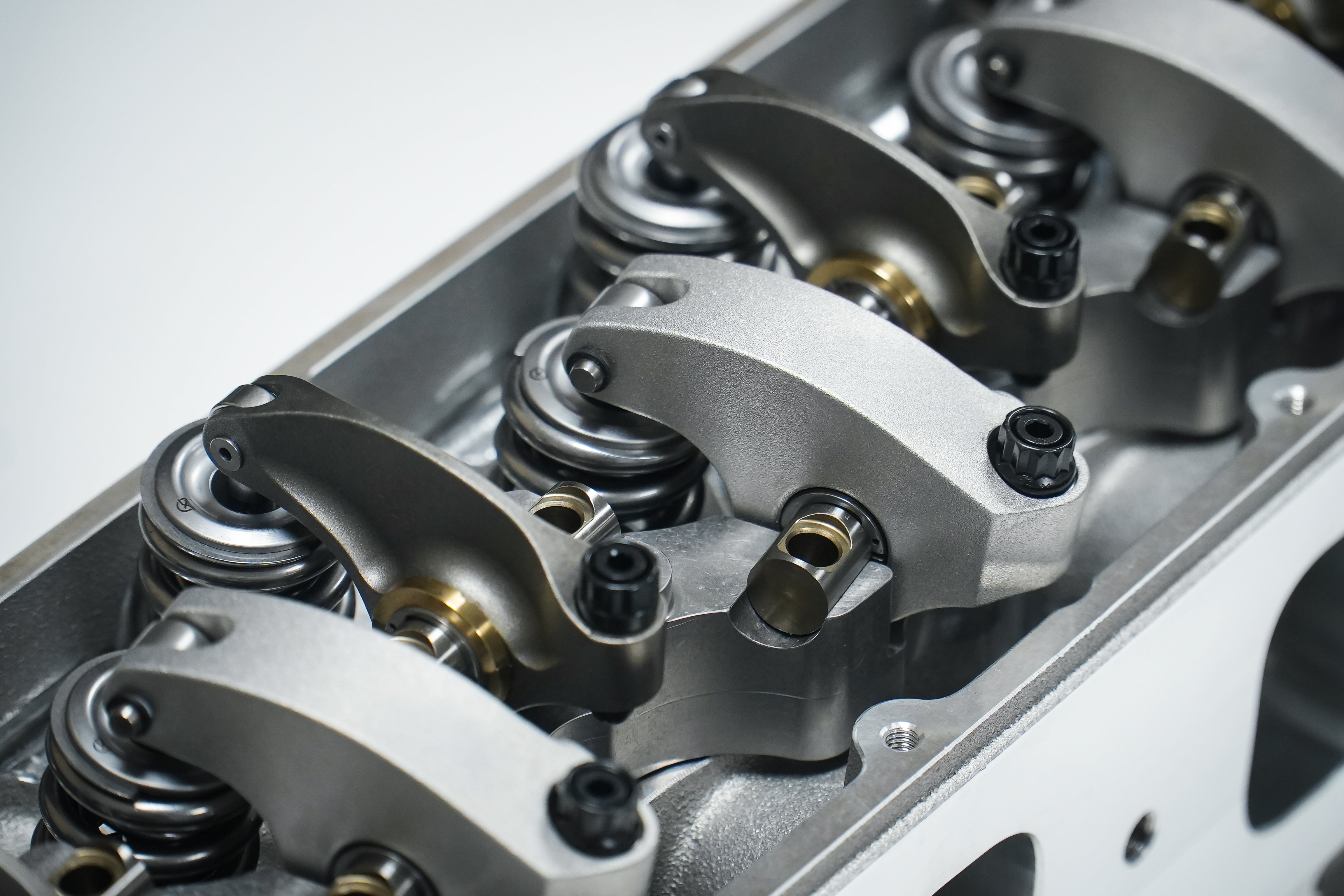 LME CANTED VALVE RACE HEADS