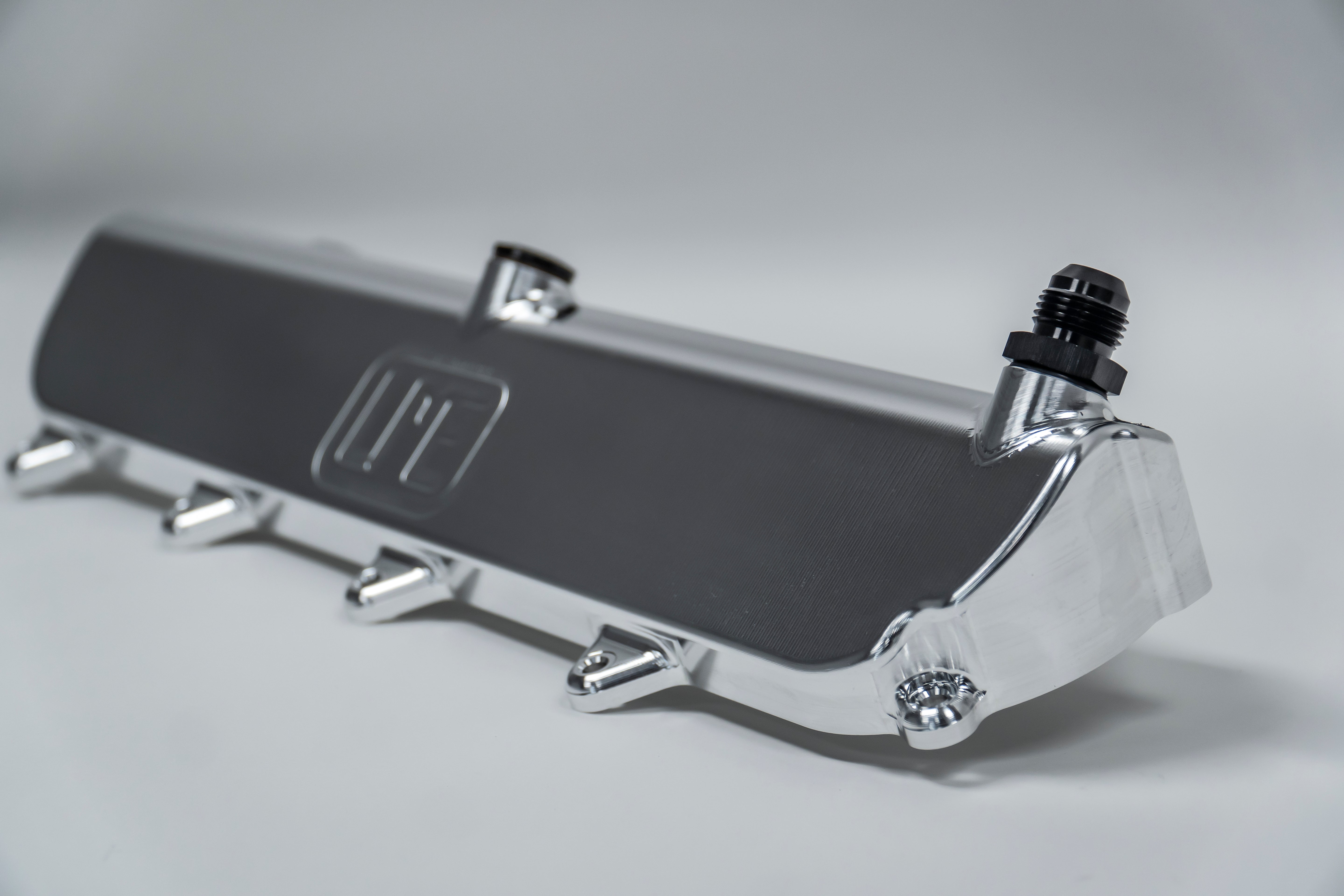 LT2 C8 BILLET VALVE COVERS